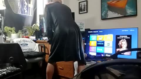 Snapshot of tyler_durdan_29 chatting on June 10, 9:19 am tyler_durdan_29 online show from June 10, 9:19 am