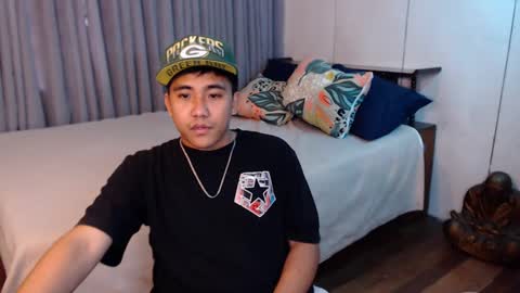 Snapshot of tylerwatson22 chatting on December 22, 3:00 am tyler online show from December 22, 3:00 am