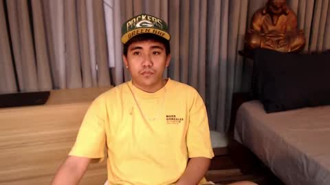 Snapshot of tylerwatson22 chatting on January 17, 2:18 am tyler online show from January 17, 2:18 am