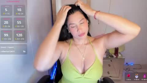 Snapshot of tylor_love chatting on July 11, 10:00 pm tylor_love online show from July 11, 10:00 pm