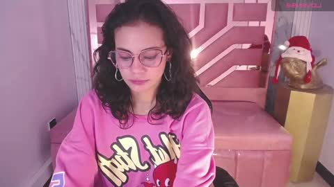 Snapshot of tyna_ch chatting on December 23, 5:43 pm TYNA online show from December 23, 5:43 pm