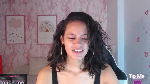 Snapshot of tyna_ch chatting on February 28, 7:46 pm TYNA online show from February 28, 7:46 pm