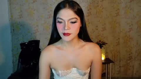 Snapshot of tynovaria chatting on August 3, 10:57 pm tynovaria online show from August 3, 10:57 pm