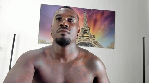 Snapshot of tyron_rulers chatting on April 21, 1:42 am Dvid Rullers online show from April 21, 1:42 am
