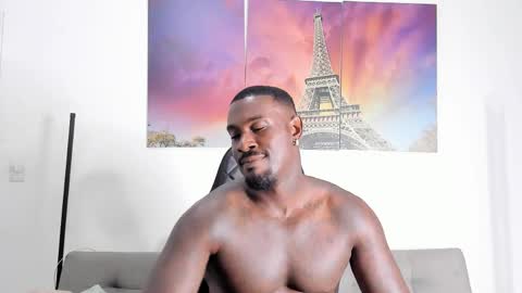 Snapshot of tyron_rulers chatting on April 25, 1:19 am Dvid Rullers online show from April 25, 1:19 am