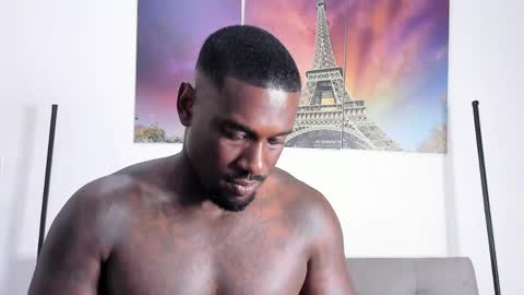 Snapshot of tyron_rulers chatting on April 26, 12:52 am Dvid Rullers online show from April 26, 12:52 am
