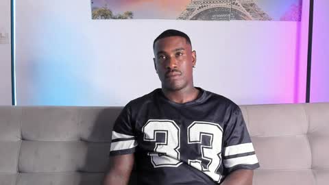 Snapshot of tyron_rulers chatting on May 2, 1:10 am Dvid Rullers online show from May 2, 1:10 am