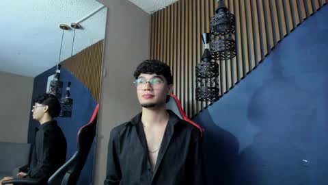 Snapshot of tysonlara chatting on April 5, 8:06 pm TysonLara online show from April 5, 8:06 pm