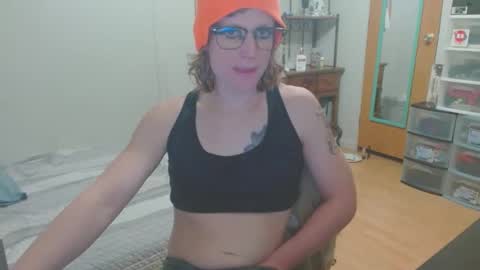 Snapshot of tyyyler93 chatting on February 14, 4:15 am TylerAlternative online show from February 14, 4:15 am