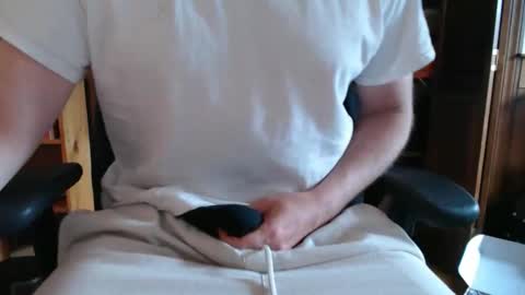 Snapshot of u_can_watch_me chatting on May 5, 1:41 pm u_can_watch_me online show from May 5, 1:41 pm