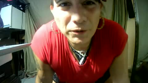 Snapshot of uandme_baby chatting on July 8, 10:47 pm Azelia B online show from July 8, 10:47 pm