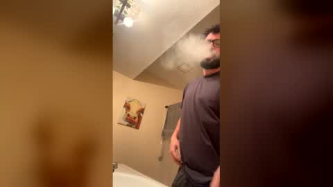 uglyyboyy999 online show from February 26, 7:51 am