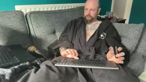 ukgooner87 online show from April 12, 2:55 pm