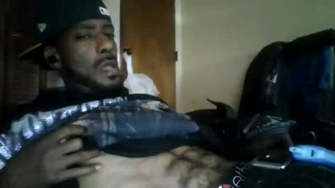 Snapshot of ukicalszanjg chatting on May 9, 1:38 pm ukicalszanjg online show from May 9, 1:38 pm