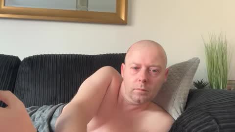 ukmatty3 online show from April 19, 10:14 am