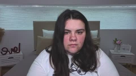 Snapshot of ukr_lena chatting on July 20, 11:45 am Lena online show from July 20, 11:45 am