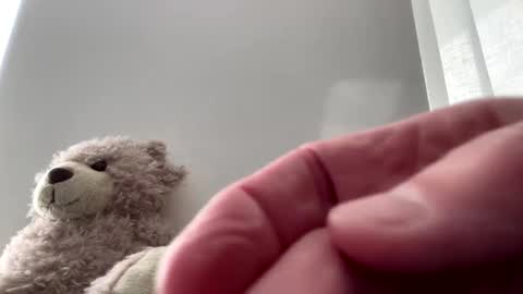 ukserver online show from December 6, 9:54 am