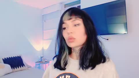 Snapshot of ulala_martina chatting on July 24, 2:20 am Martina online show from July 24, 2:20 am