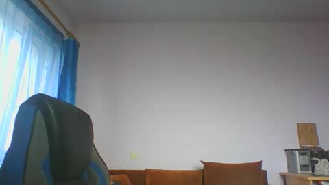 ulmeni4 online show from February 18, 7:26 am