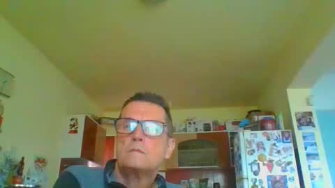 ulmeni4 online show from April 20, 10:29 am