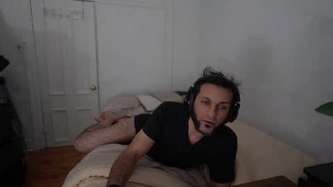 ultratoaster online show from December 19, 6:20 am