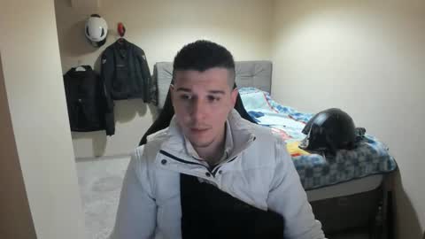 Snapshot of ulxer chatting on March 30, 7:15 pm hi im mike tyson - online show from March 30, 7:15 pm