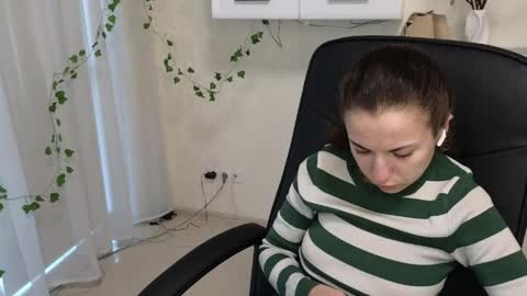 Ulyana online show from April 19, 4:01 am