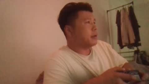 Snapshot of umdenny chatting on April 21, 2:51 am Dennythetruth online show from April 21, 2:51 am