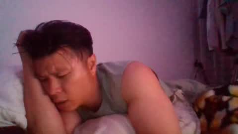 Snapshot of umdenny chatting on May 5, 7:05 am Dennythetruth online show from May 5, 7:05 am