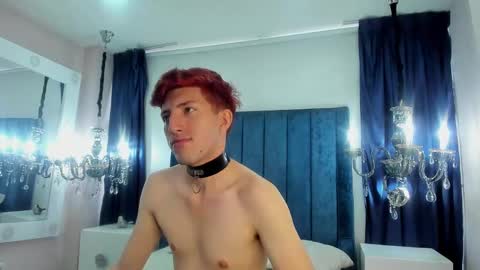 Un Slutty online show from December 14, 4:09 pm
