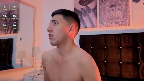 un_sluttyy online show from February 21, 11:22 am