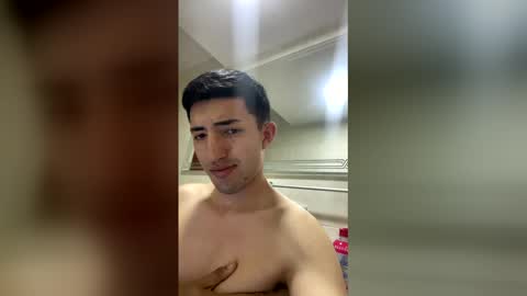 un_sluttyy online show from April 2, 11:30 am