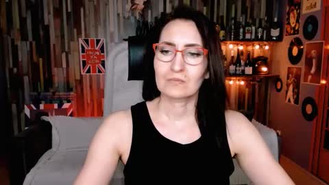 UnaTera online show from February 16, 8:21 am