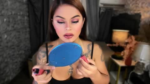 Lady tan online show from February 19, 9:17 am