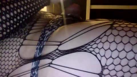 Snapshot of uncanny68 chatting on March 7, 4:09 am uncanny68 online show from March 7, 4:09 am