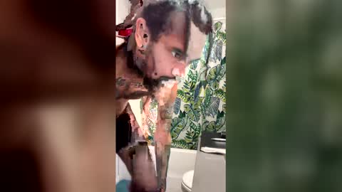 uncut_latino1 online show from March 6, 2:02 pm