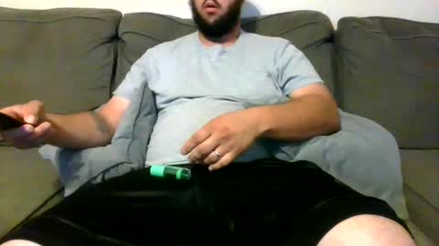 Snapshot of uncutbluecollarcock chatting on September 15, 10:26 am Uncut Rod online show from September 15, 10:26 am