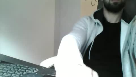 Snapshot of uncutedone7 chatting on February 22, 6:28 pm YourDreamIfYouWant online show from February 22, 6:28 pm