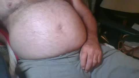 Snapshot of uncutmike7x5 chatting on December 14, 12:23 pm uncutmike7x5 online show from December 14, 12:23 pm