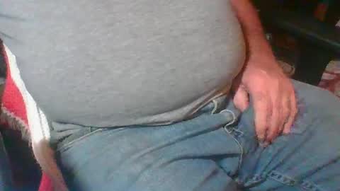 Snapshot of uncutmike7x5 chatting on December 30, 12:00 am uncutmike7x5 online show from December 30, 12:00 am