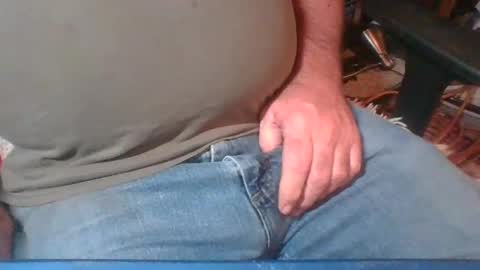 Snapshot of uncutmike7x5 chatting on January 23, 8:56 pm uncutmike7x5 online show from January 23, 8:56 pm