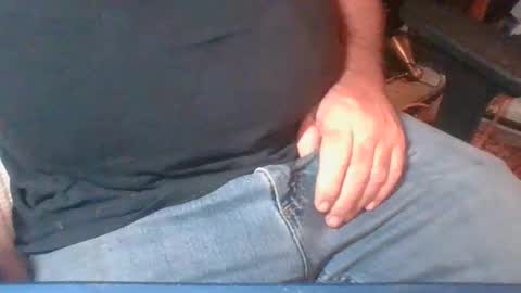 Snapshot of uncutmike7x5 chatting on February 2, 7:25 pm uncutmike7x5 online show from February 2, 7:25 pm