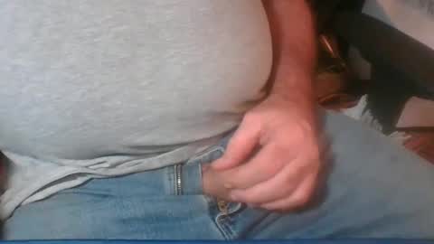 Snapshot of uncutmike7x5 chatting on February 15, 7:17 pm uncutmike7x5 online show from February 15, 7:17 pm