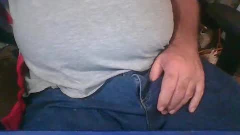 Snapshot of uncutmike7x5 chatting on November 12, 8:41 pm uncutmike7x5 online show from November 12, 8:41 pm