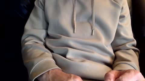 Snapshot of uncutone2345 chatting on October 26, 9:21 pm uncutone2345 online show from October 26, 9:21 pm