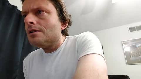 Snapshot of undress_me_ chatting on April 12, 10:42 am undress me online show from April 12, 10:42 am