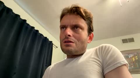 Snapshot of undress_me_ chatting on June 18, 11:36 am undress me online show from June 18, 11:36 am