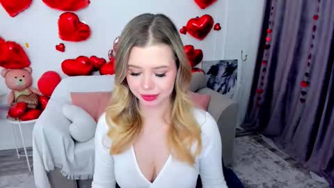 Alice online show from February 12, 8:26 pm