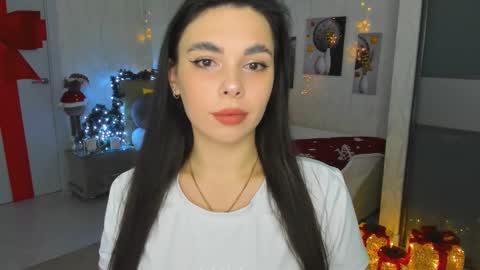 Patricia online show from December 25, 4:00 pm