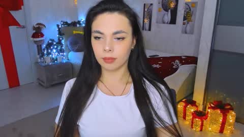 Patricia online show from December 25, 7:24 pm